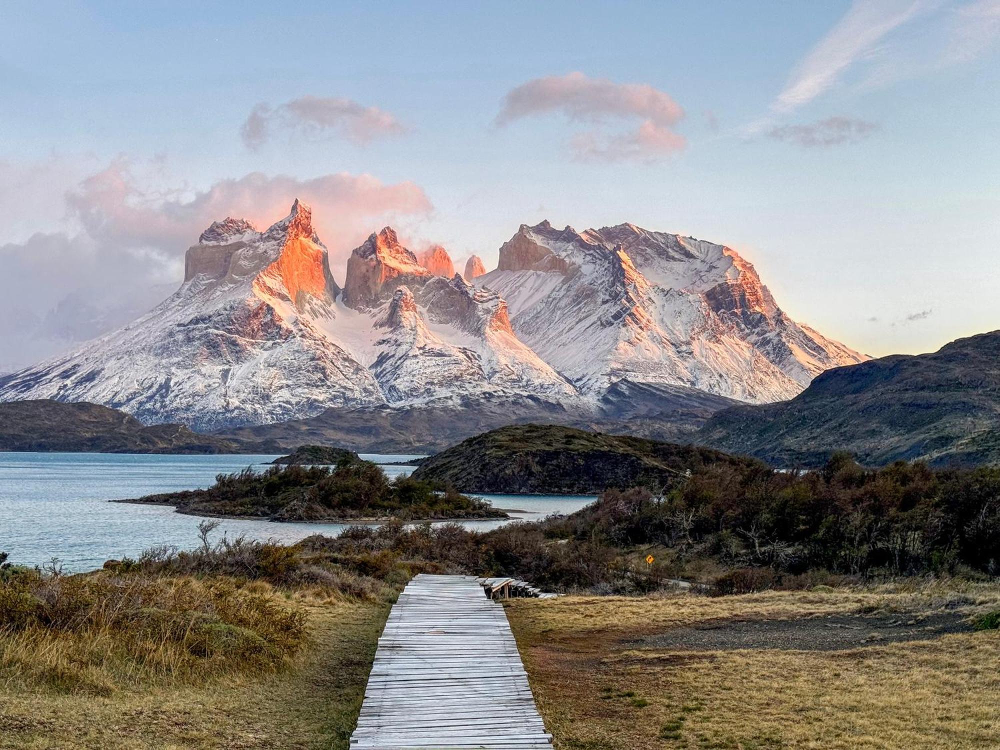 Explora En Torres Del Paine Villa Torres del Paine National Park Eksteriør bilde